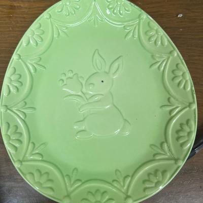 Nice Nice Green Bunny Egg Shaped Plate