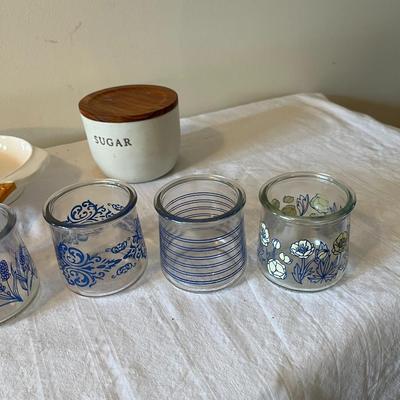 Assorted Glassware Items (K)