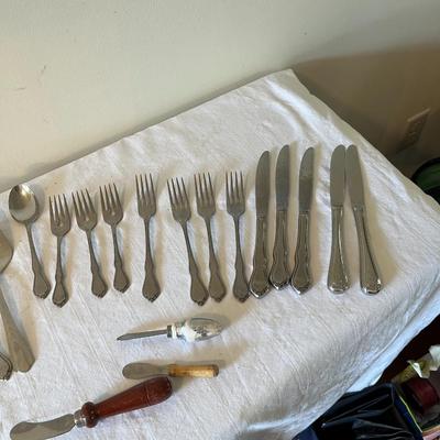 Assorted Flatware (K)