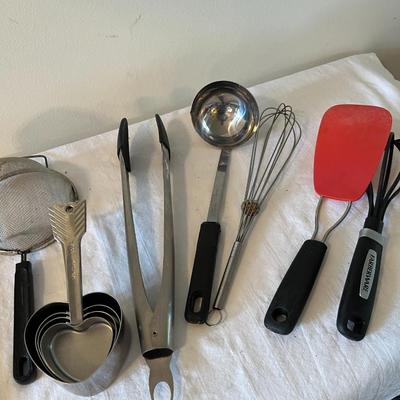 Kitchen Utensils Lot of 15 Items (K)