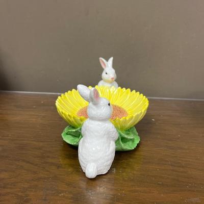 Nice Sunflower Candy Dish with Bunnies