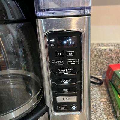Ninja Coffee Maker (K)
