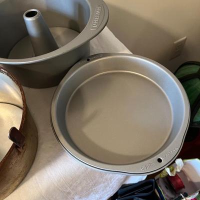 Assorted Baking Pans Lot of 15