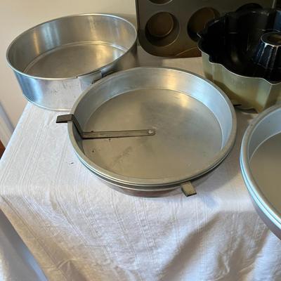 Assorted Baking Pans Lot of 15