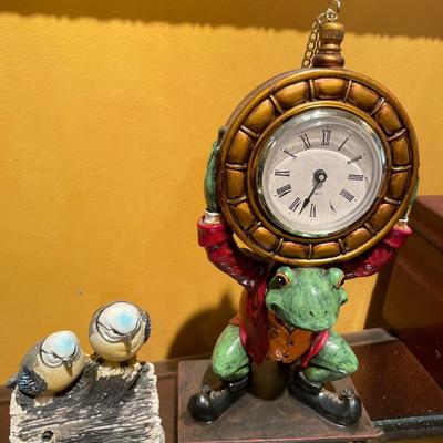 Frog & critter decor