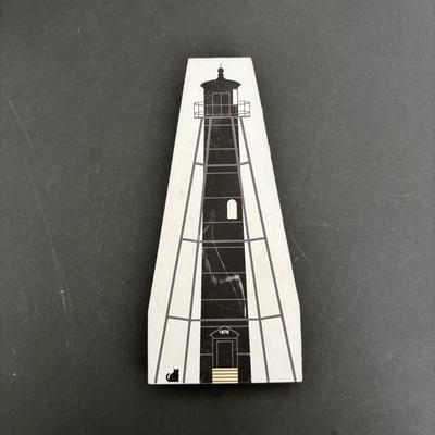 LOT 87: Local Treasures: The Cat's Meow Buildings, New Jersey Books & More