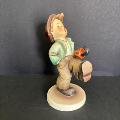 LOT 88: Hummel Figurines: Sister, The Doctor (127) & Happy Traveler