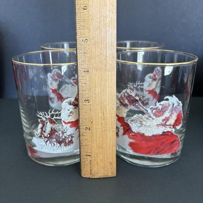 LOT 104: Vintage Coca-Cola Holiday Glass, Mug & Jar Collection