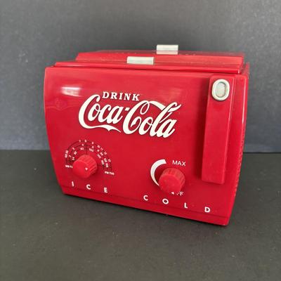 LOT 107: Coca-Cola Mini Cooler Radio, NIP Dominos & Playing Cards