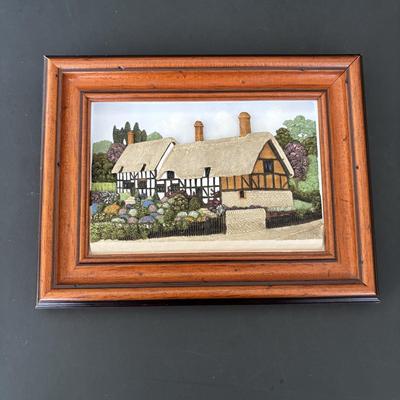 LOT 108: Oval Metal w/Dome Glass 1939 World's Fair Picture Frame, Swanbourne Cottage Collection (4), 3-D Diorama of Anne Hathaway...