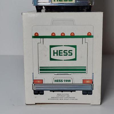 LOT 110: 1995-1999 Vintage HESS Holiday Collection Complete with Original Packaging and Components