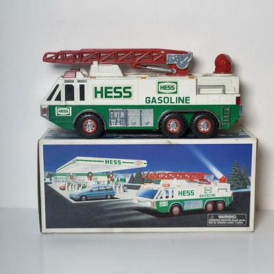 LOT 110: 1995-1999 Vintage HESS Holiday Collection Complete with Original Packaging and Components