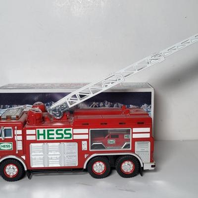 LOT 112: 2005-2009 HESS Holiday Collection Complete with Original Boxes and Components