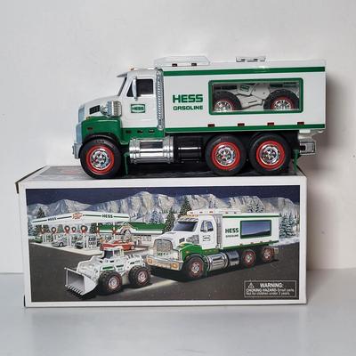 LOT 112: 2005-2009 HESS Holiday Collection Complete with Original Boxes and Components