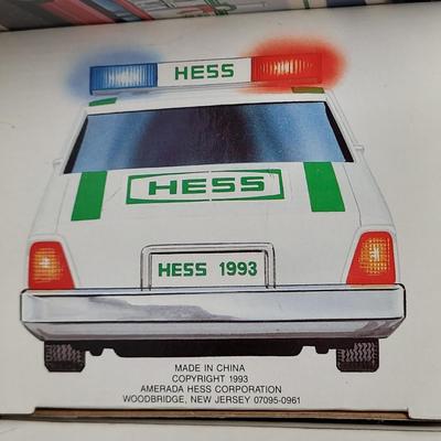 LOT 113: 1988 & 1990-1994 Vintage HESS Holiday Collection Complete with Original Boxes and Components