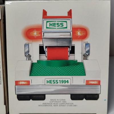 LOT 113: 1988 & 1990-1994 Vintage HESS Holiday Collection Complete with Original Boxes and Components