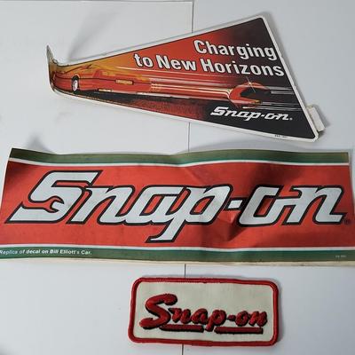 LOT 123: Snap -On Collectibles: Patches, Decals, Calendars, Hat & More