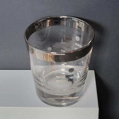 LOT 126: Vintage MCM Glass Collection: Dorothy Thorpe Silver Polka Dot Dashes Glasses & Gold Trim Shot Glasses
