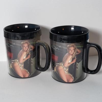 LOT 132: Vintage Snap-0n Tool-Mates Thermo-Serve Coffee Mugs (4) & More