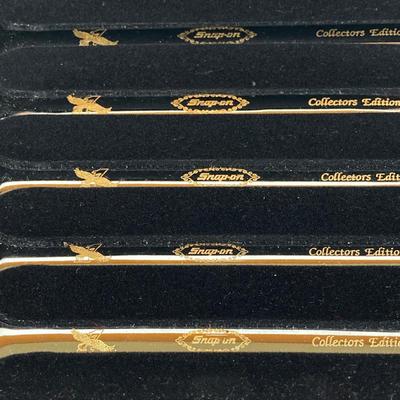 LOT 137: Snap-on Collector Edition Wrench Series in Wood Display Box