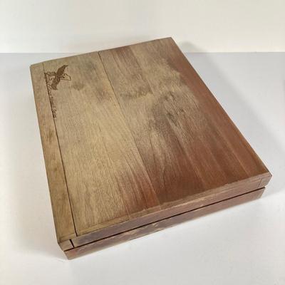 LOT 137: Snap-on Collector Edition Wrench Series in Wood Display Box