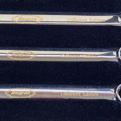 LOT 141: Snap-on Collector Edition 24K Gold Engraved Wrench Set with Wood Display Box