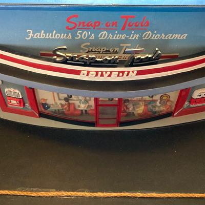 LOT 146: Vintage Snap-on Tools Fabulous 50's Drive-in Diorama with Original Box