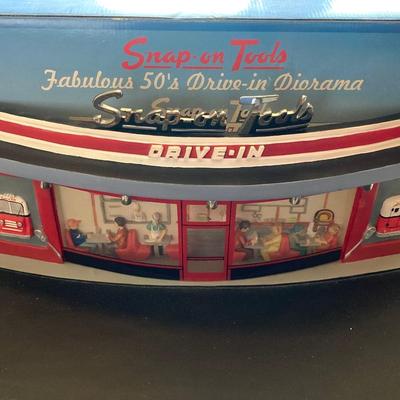 LOT 146: Vintage Snap-on Tools Fabulous 50's Drive-in Diorama with Original Box