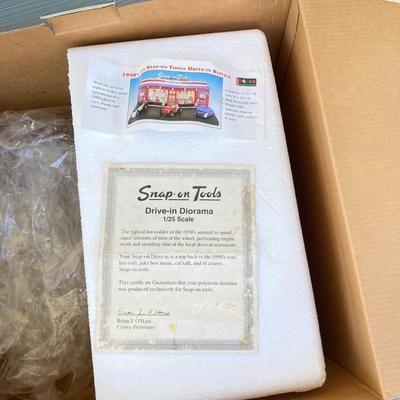 LOT 146: Vintage Snap-on Tools Fabulous 50's Drive-in Diorama with Original Box