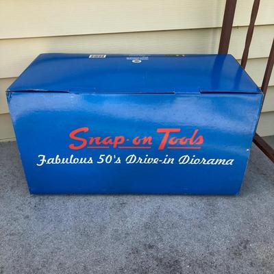 LOT 146: Vintage Snap-on Tools Fabulous 50's Drive-in Diorama with Original Box