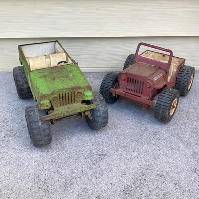 LOT 148: Vintage Metal Tonka, Buddy L and Jeep Toy Trucks