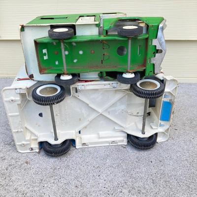 LOT 148: Vintage Metal Tonka, Buddy L and Jeep Toy Trucks