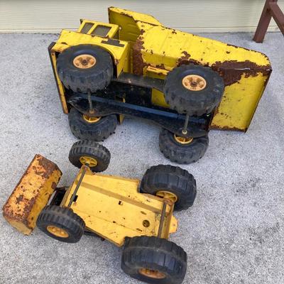 LOT 149: Vintage Metal Toys - Dump Truck, Fire Engine and Tractors - Tonka, Buddy L and More