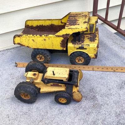 LOT 149: Vintage Metal Toys - Dump Truck, Fire Engine and Tractors - Tonka, Buddy L and More
