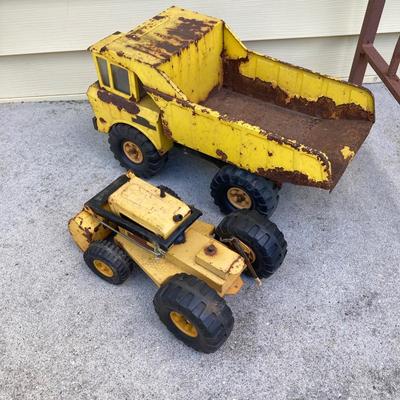 LOT 149: Vintage Metal Toys - Dump Truck, Fire Engine and Tractors - Tonka, Buddy L and More