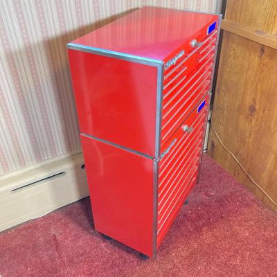 LOT 153: Vintage Snap-on Tools Small Rolling Toolbox / Cabinet (Sales Rep Display Sample) only 32.5" tall!