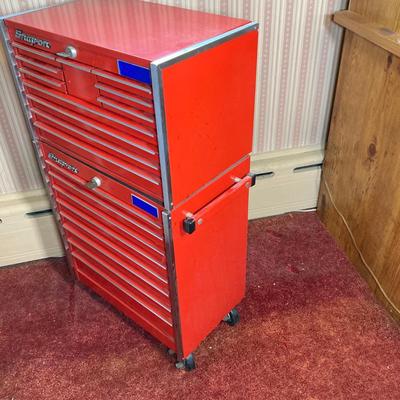 LOT 153: Vintage Snap-on Tools Small Rolling Toolbox / Cabinet (Sales Rep Display Sample) only 32.5" tall!