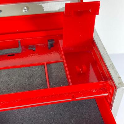 LOT 154: Snap-on Tools Miniature Tool Box Bank
