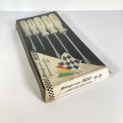 LOT 157: Snap-on 500 Commemorative Screwdriver Set in Original Packaging