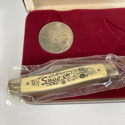 LOT 158: Snap-on 60th Anniversary Commemorative Limited Edition Coin and Knife Set with 60th Anniversary Belt Buckle
