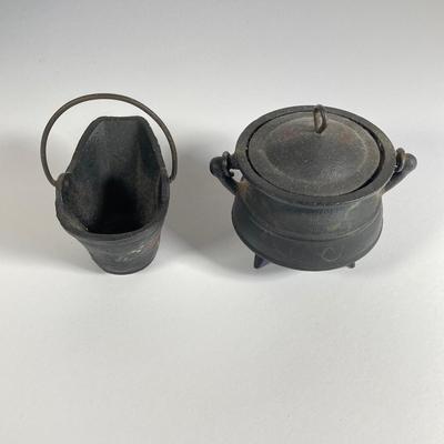 LOT 202: Sweet Miniature Cast Iron Set