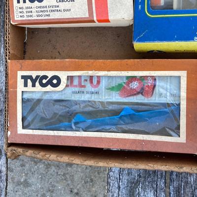 LOT 208: Vintage Tyco Train Collection - HO Freight Cars (Virginia, Pennsylvania, Popsicle, Jello and More) - As Found