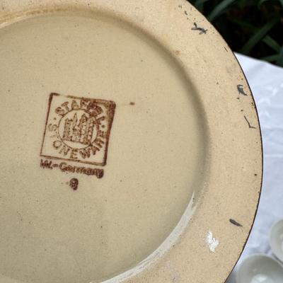 Pyrex, enamel cookware, beer steins