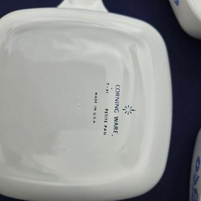 Sale Photo Thumbnail #15: Lot of 3 Corning Ware petite pans in
Cornflower bluepattern