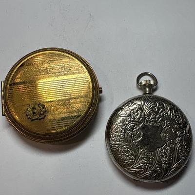 Vintage make-up compacts
