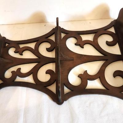 Lot #167 Open Fretwork Vintage Corner What Not Shelf
