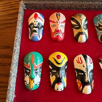 TIBETAN TINGSHA CHIME, SMALL CHINESE OPERA MASKS & A MORTAR AND PESTLE