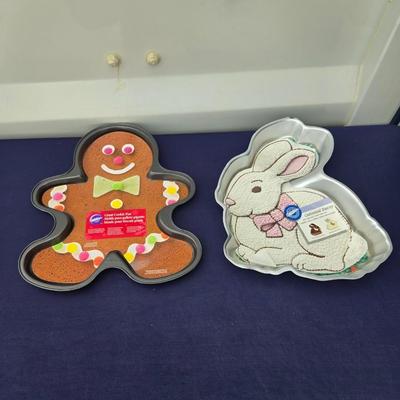 Sale Photo Thumbnail #37: 1 Gingerbread Boy Cookie pan & Easter Bunny Cake pan