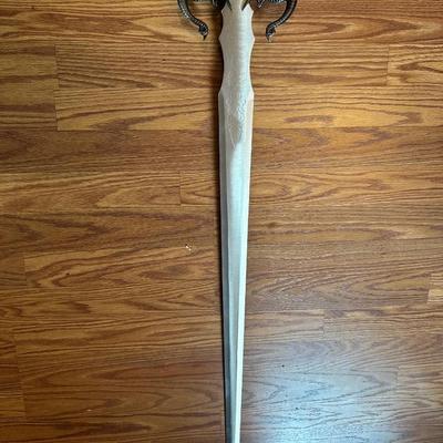 SWORD WITH A VERY UNIQUE HANDLE