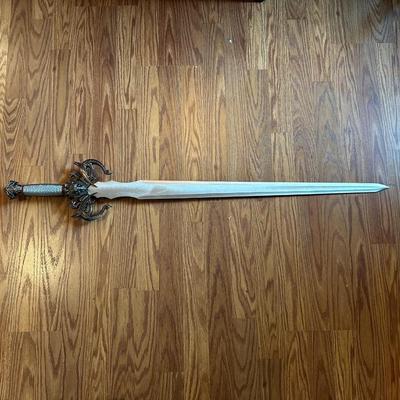 SWORD WITH A VERY UNIQUE HANDLE